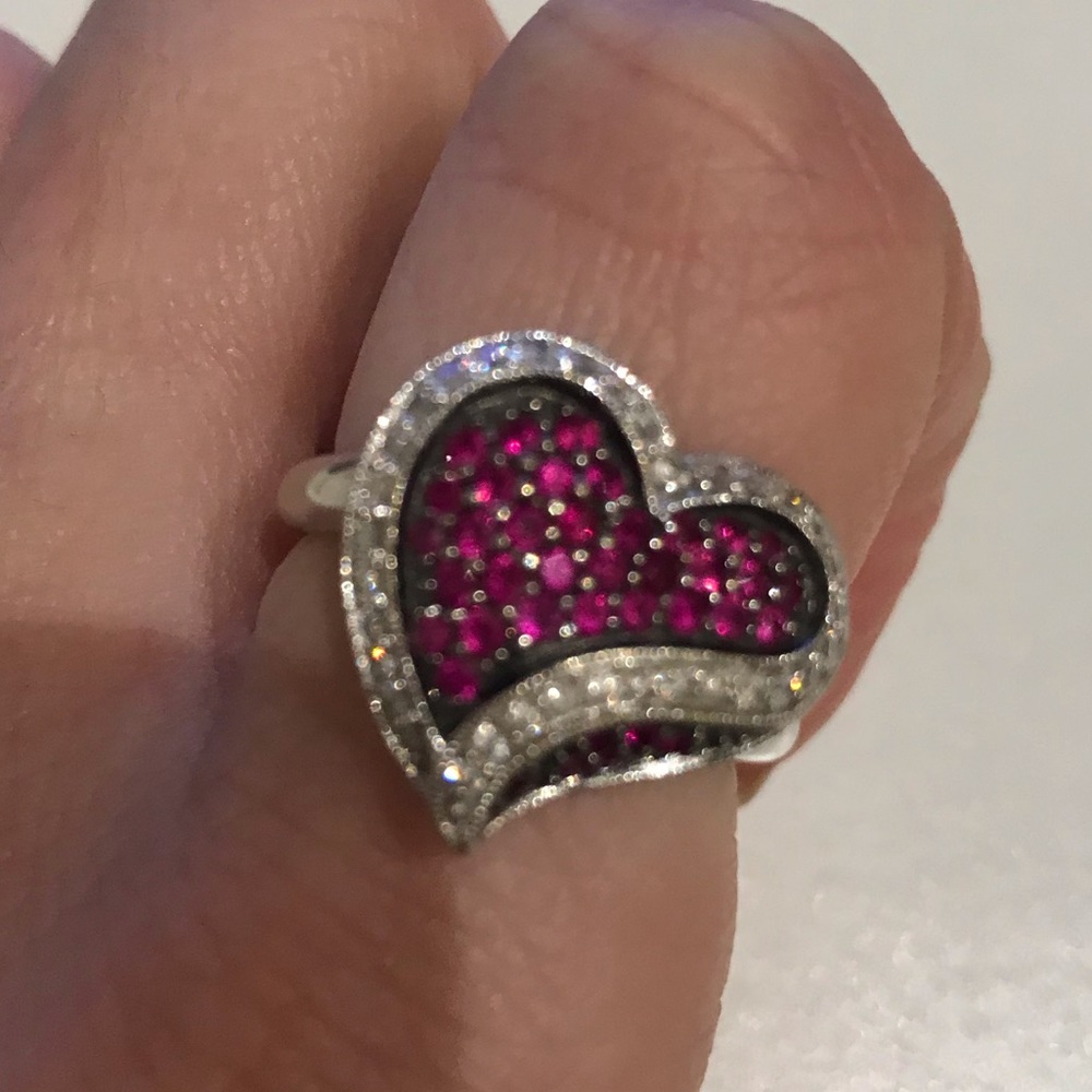 DIAMOND AND RUBY HEART RING- size 5.5 - Picture 4 of 6
